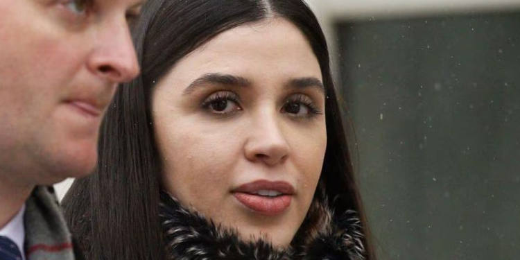 Corte de EU eleva nivel de vigilancia a Emma Coronel tras cumplir una sentencia reducida