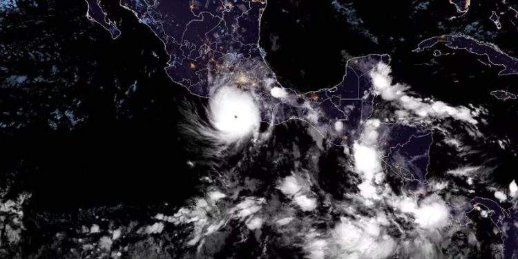 Estos son los estados que pueden ser golpeados por un huracán este 2024, según la Conagua