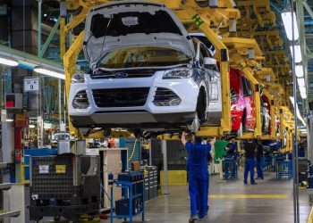 Se registra incendio en la planta Ford esta madrugada; evacúan a 2 mil trabajadores