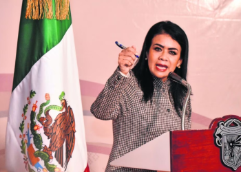 Alcaldesa grabada con presunto líder de “Los Ardillos” ahora va por un escaño en el Senado