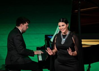 Con música pop y ópera conmemoran el natalicio del doctor Alfonso Ortiz Tirado 