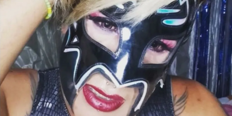 Matan al luchador exótico “Bella de París” dentro de su estética en León, Guanajuato