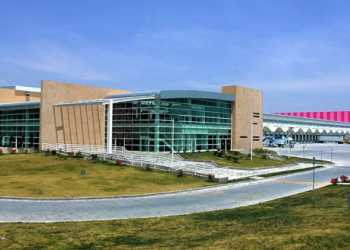 Inauguran Megafarmacia del Bienestar; operará 24 horas al día y distribuirá medicamentos gratuitos