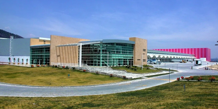 Inauguran Megafarmacia del Bienestar; operará 24 horas al día y distribuirá medicamentos gratuitos