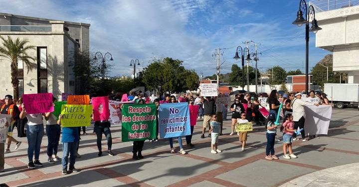 Marchan por justicia para niñas y niños víctimas de delitos en Hermosillo