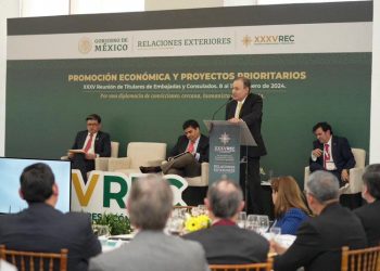 Impulsa Gobernador Durazo Plan Sonora ante embajadores y cónsules de México