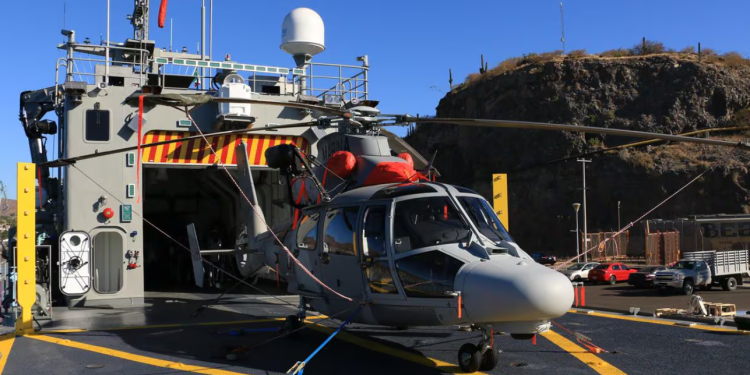 Al menos tres marinos muertos en un accidente de helicóptero cerca de las costas de Michoacán