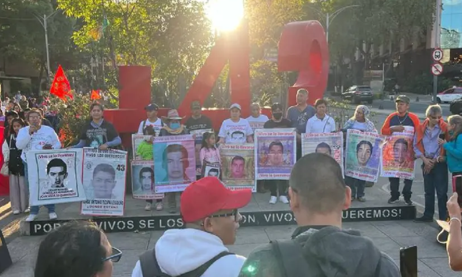 Caso Ayotzinapa en ‘declive’: abogado de los familiares de los 43 desaparecidos