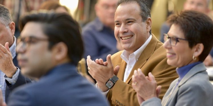 Presenta Toño Astiazarán “HDigital”, que lleva 27 trámites municipales sin gestión presencial