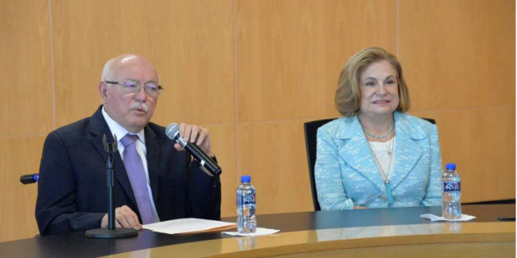Presenta David Colmenares a Arely Gómez como nueva auditora especial de Desempeño de la ASF