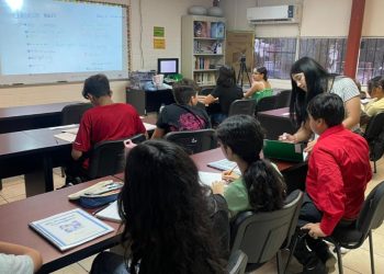 Concluye Normal Superior de Hermosillo etapa piloto de inglés para adolescentes