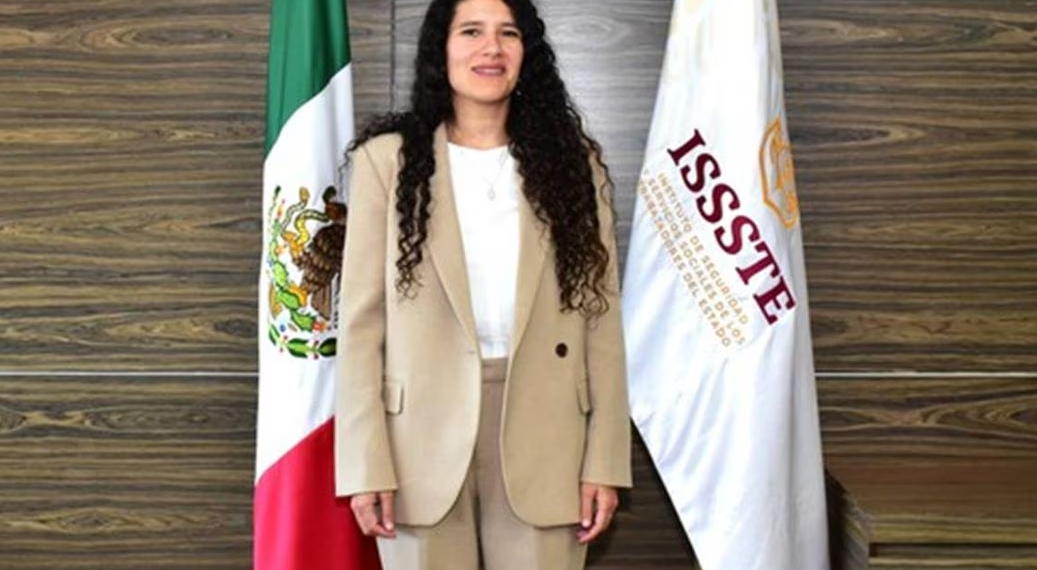 Bertha Alcalde Luján nueva titular del ISSSTE, sustituye a Pedro Zenteno Santaella.