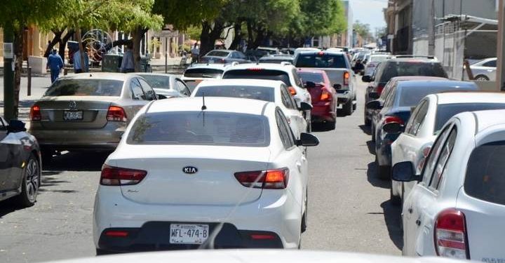 Morena desquicia el tráfico en el Centro de Hermosillo.