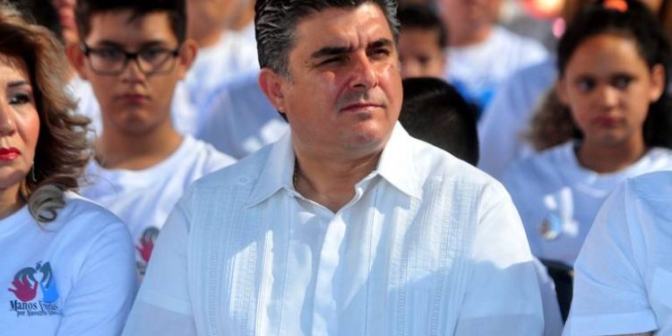 Dejan sin efecto patente de Pompa Corella como Notario en Hermosillo.