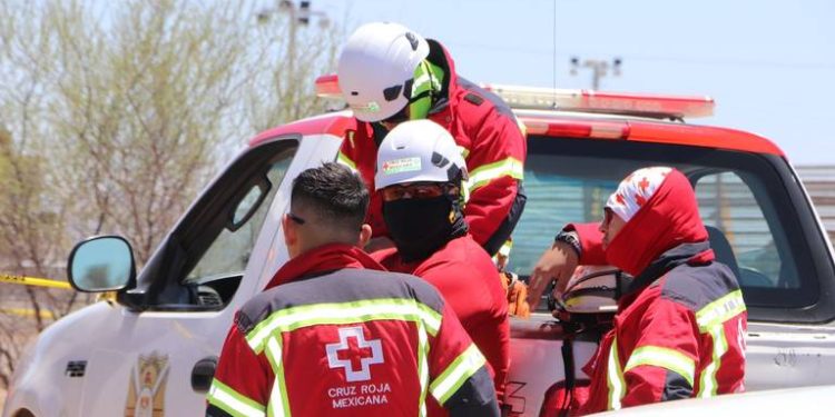 Muere una persona tras choque en puente Luis Encinas y Solidaridad