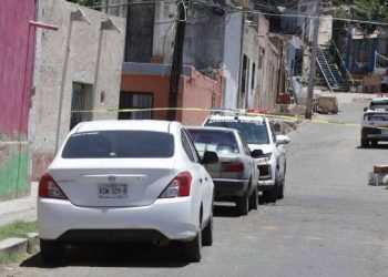 Roban alrededor de 290 mil pesos a hombre fuera de un banco en la colonia Centro, en Hermosillo.