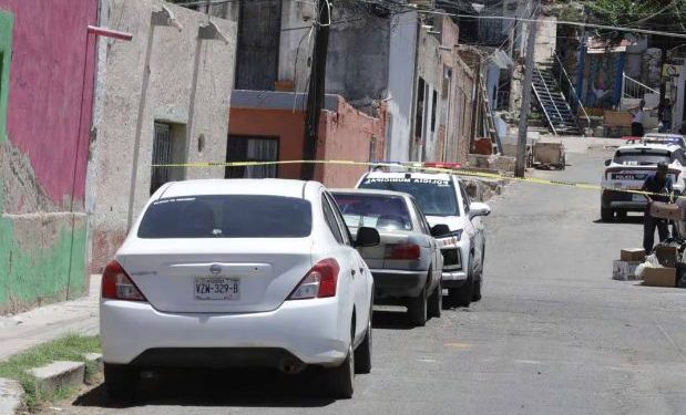 Roban alrededor de 290 mil pesos a hombre fuera de un banco en la colonia Centro, en Hermosillo.