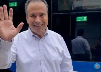 Busca Toño Astiazarán en China opciones de transporte eléctrico gratuito para estudiantes de educación superior.