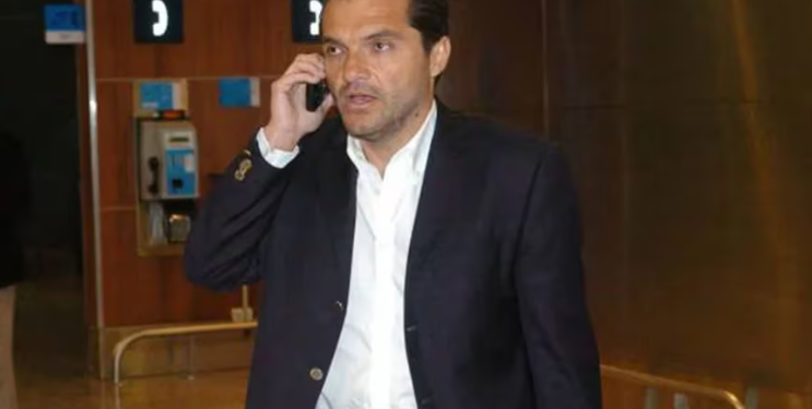 Detienen a Carlos Ahumada en Panamá por presunto fraude en México.