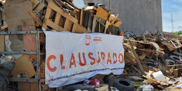 Clausura Ayuntamiento de Hermosillo predio utilizado como basurero clandestino.