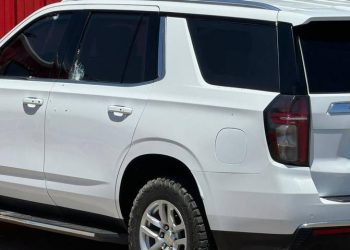 Asesinan a director de Seguridad Pública de SLRC y a su escolta.