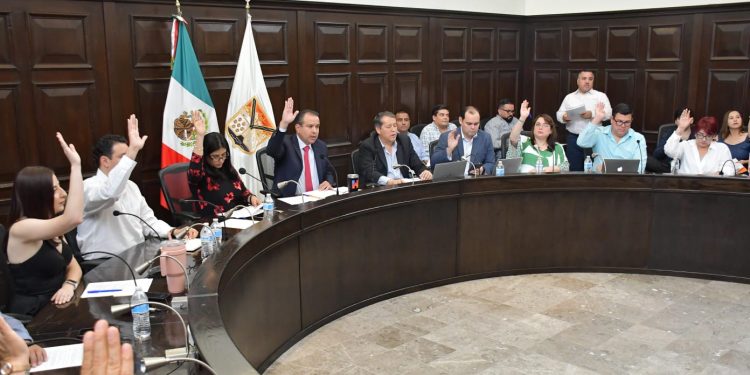 Avanza regularización de desarrollos campestres propuesto por Toño Astiazarán.