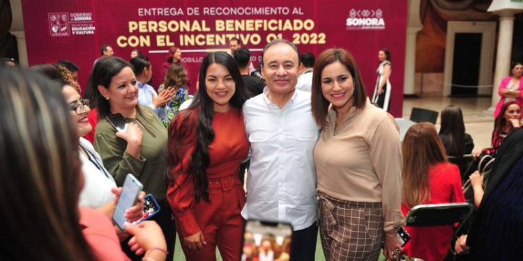 Cumple Gobernador Durazo con pago de retroactivo e incremento salarial de magisterio sonorense.