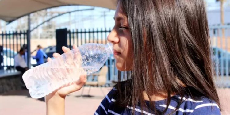 Exhorta SEC Sonora a atender recomendaciones de autoridades de Salud y Protección Civil ante altas temperaturas.