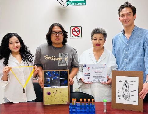 Alumnos de Unison ganan oro en certamen iberoamericano con trabajo sobre vacuna contra esquizofrenia.