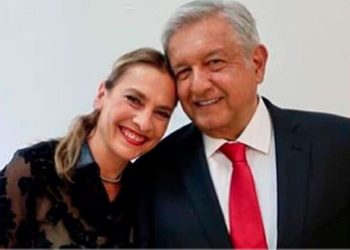 AMLO revela que no vivirá con su esposa Beatriz Gutiérrez en su finca en Chiapas al terminar su sexenio, pero la visitará en CDMX.