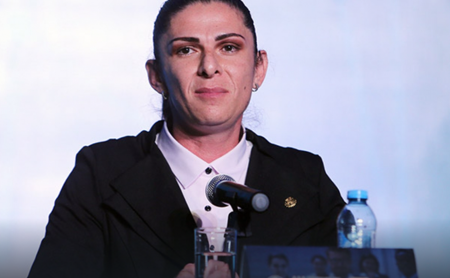 Ana Guevara pierde demanda contra equipo de natación artística.