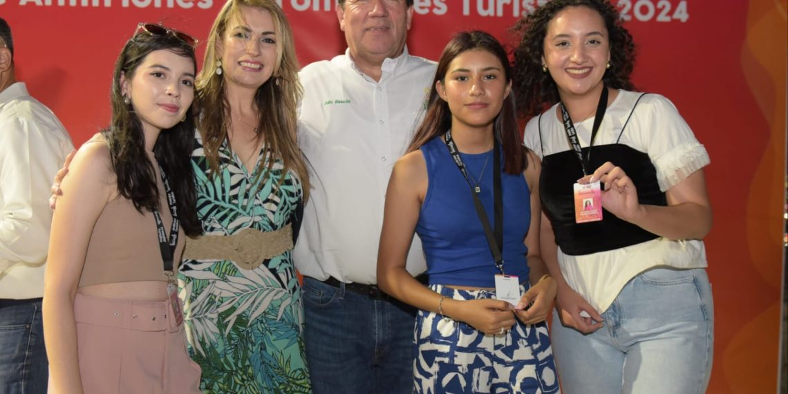 Certifica Gobierno de Hermosillo a segunda generación de anfitriones y promotores turísticos.