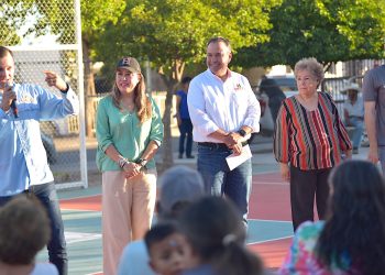 Entrega Toño Astiazarán mejoras al parque Emiliano Zapata.
