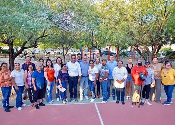Entrega Toño Astiazarán rehabilitación de parque Urbi Villa del Cedro 2.