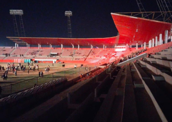 Christian Nodal, concierto vacío en Ciudad Juárez.