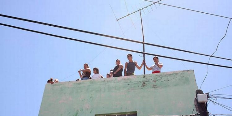 Hermosillenses solicitan a CFE prevenir apagones: Más de 60 colonias se han visto afectadas.