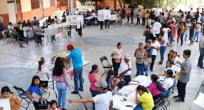 Pagan 289 millones por campañas en internet: la mitad se va a facebook.