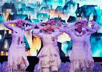 Pacientes oncológicos del IMSS participan en obra de teatro sobre la importancia de las emociones y esperanza.