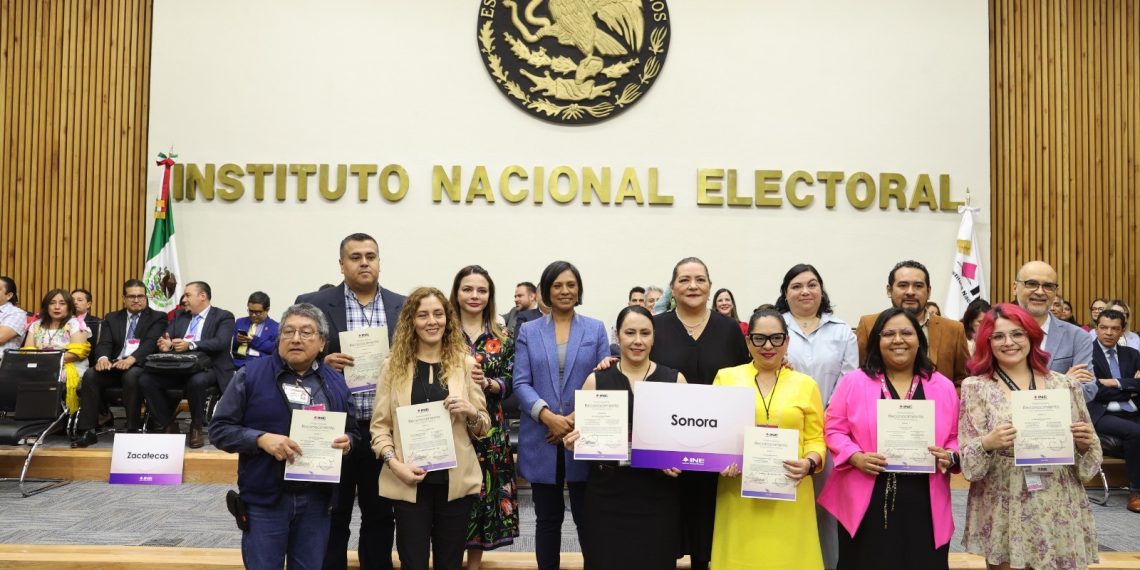 Reconoce INE a Vocalías Ejecutivas Locales y Distritales por su trabajo en el Proceso Electoral 2023-2024.