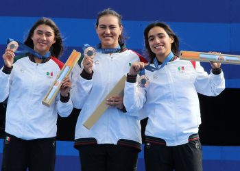 Alejandra Valencia lidera a México para ganar bronce olímpico en París.