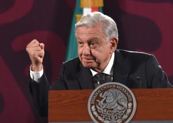 “Mentirosos, corruptos, no tienen pruebas”: AMLO explota contra resoluciones del Tribunal Electoral.