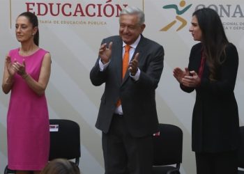 Ana Guevara se va o se queda al frente de la CONADE?.