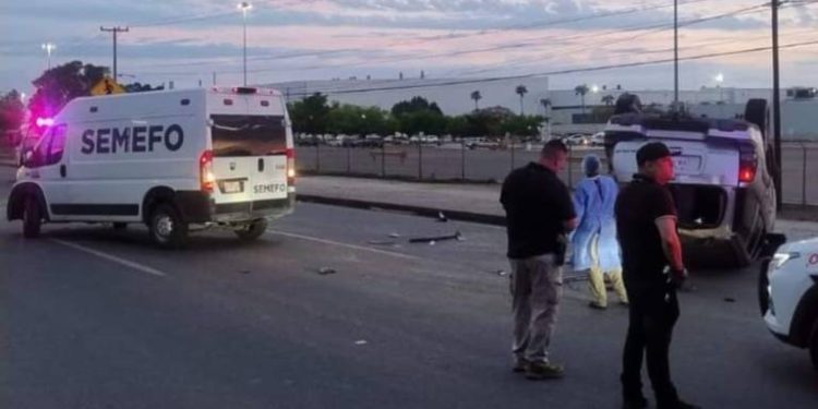 Accidente automovilístico deja a una mujer sin vida al sur de Hermosillo.