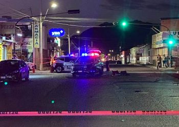 Mueren dos supuestos delincuentes en persecución policiaca al norte de Hermosillo.