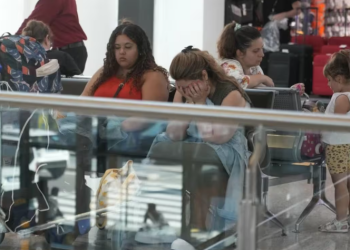 Microsoft Windows falla a nivel global frenando vuelos, bancos y medios de comunicación.