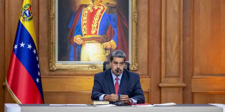 OEA solicita arresto de Nicolás Maduro por “baño de sangre”.