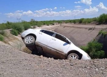 Encuentran dos cuerpos flotando en canales al sur de Sonora.