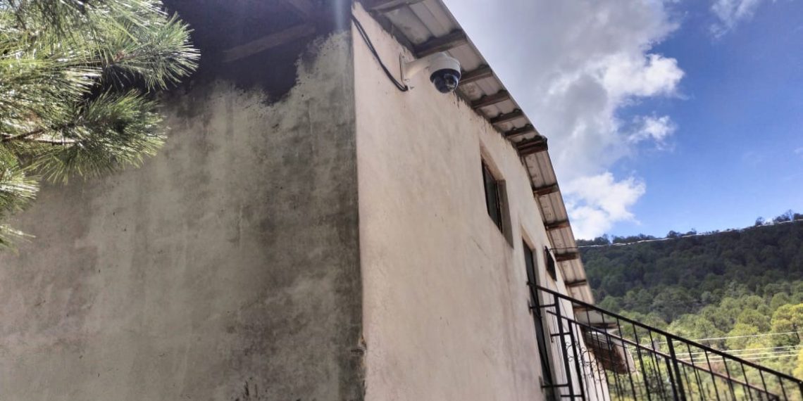 FGJES desinstala cámaras de video clandestinas en Yécora.