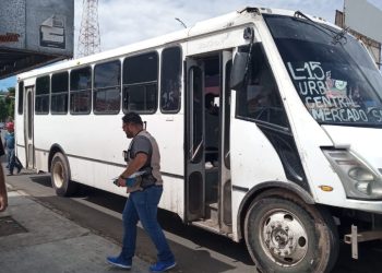Supervisa Imtes unidades de transporte para verificar que se respete el cobro de tarifa especial.