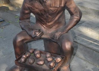 Impulsa IMCA trabajos de mantenimiento de esculturas de la Ruta Escultórica de la Identidad.